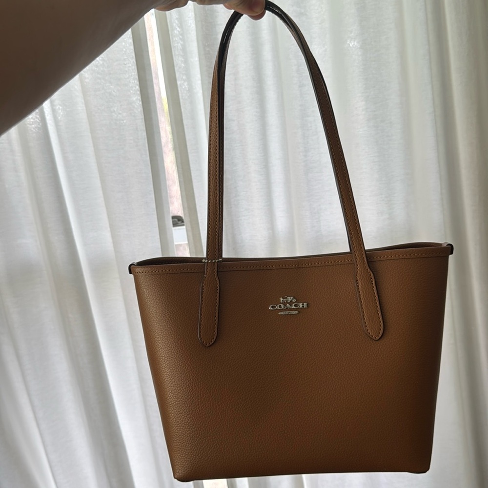 Coach CT859 Small City Leather Tote Bag in Silver/Light Saddle